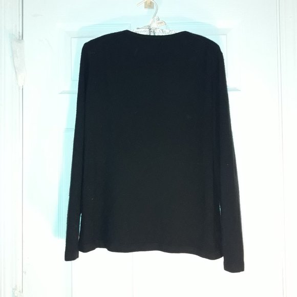 Black Long Sleeve VNeck Sweater Fleece Soft XL - Picture 3 of 5